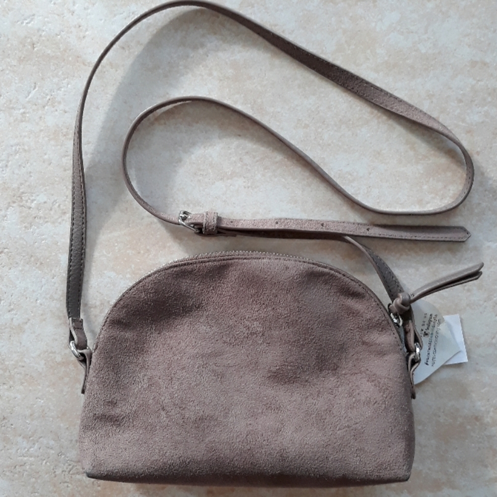 *Host Pick*Self Esteem  beautiful crossbody bag